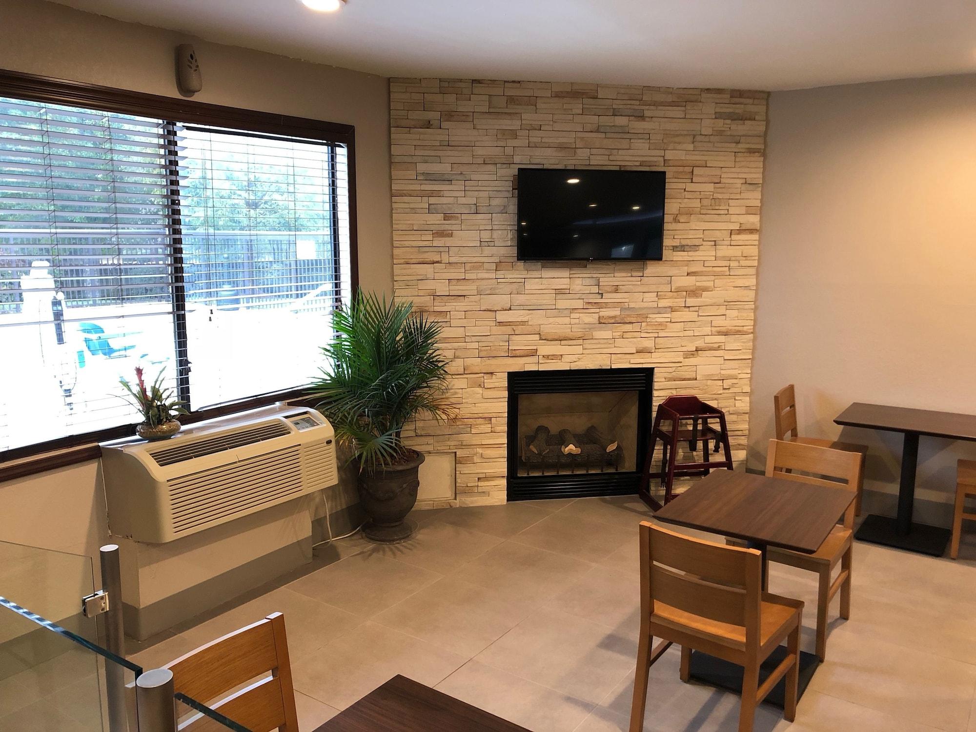 Winterville Country Inn & Suites By Radisson, Greenville, Nc מראה חיצוני תמונה