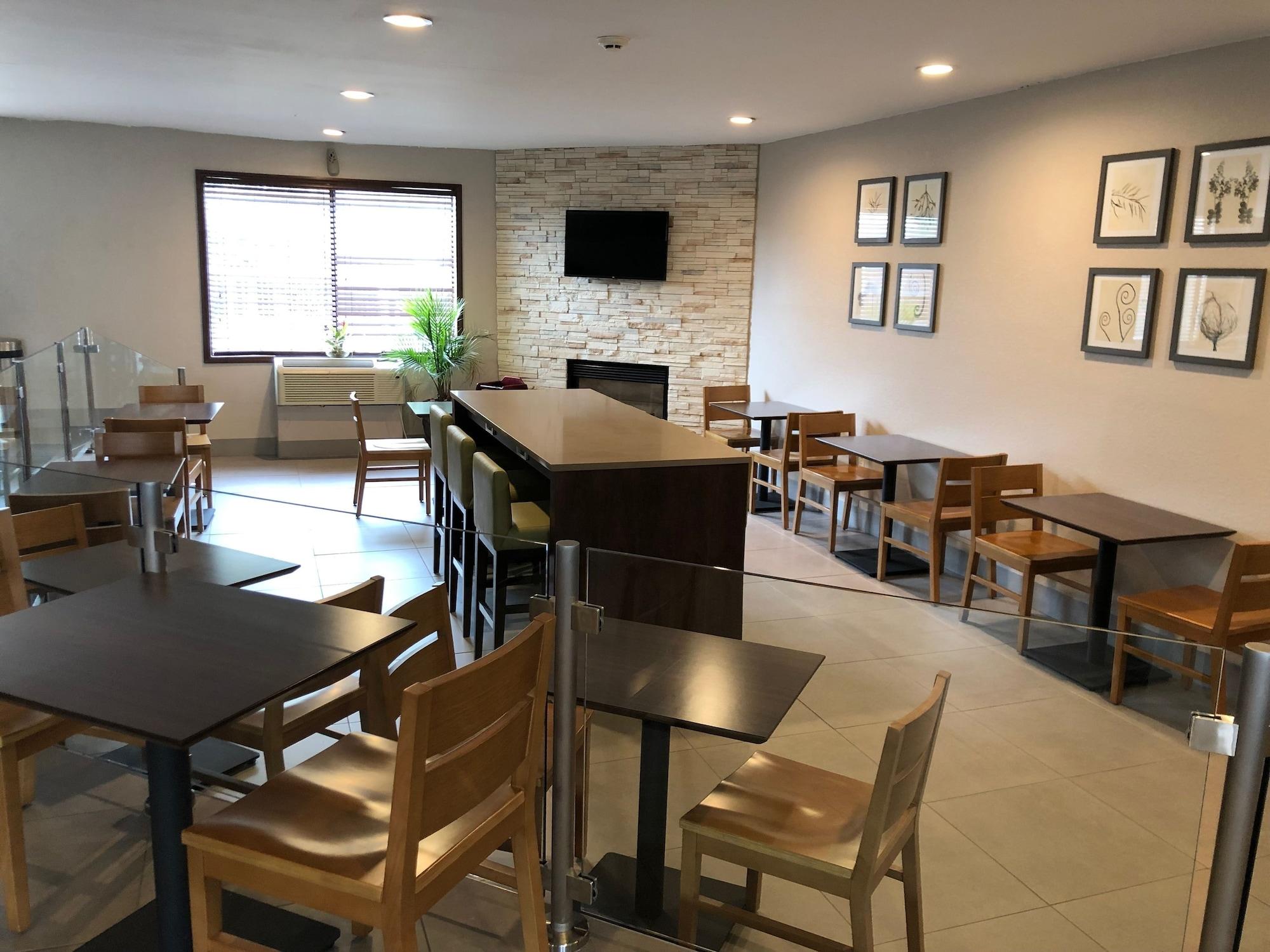 Winterville Country Inn & Suites By Radisson, Greenville, Nc מראה חיצוני תמונה