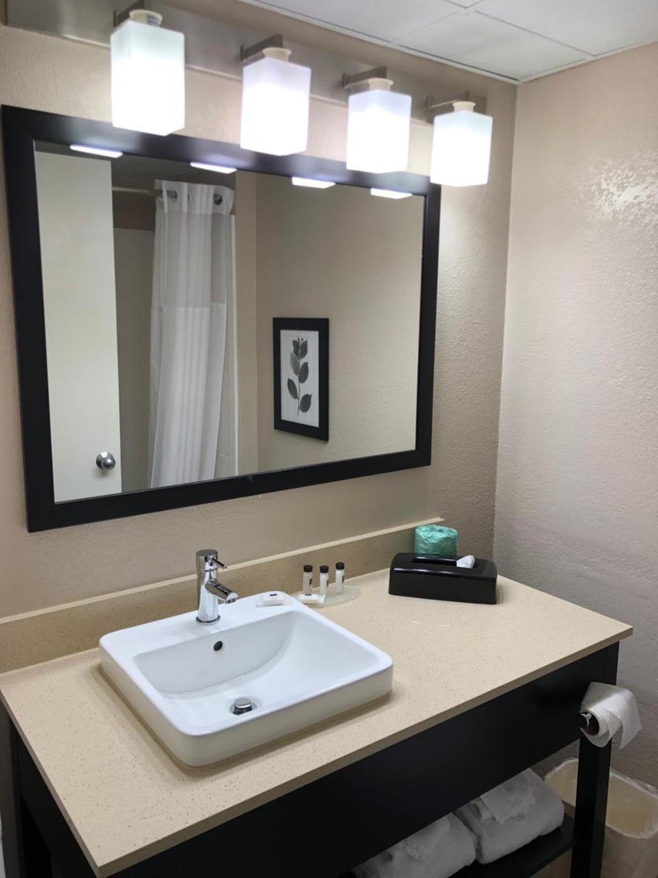 Winterville Country Inn & Suites By Radisson, Greenville, Nc מראה חיצוני תמונה